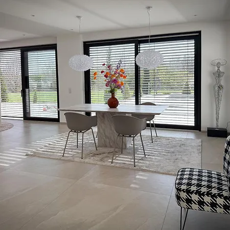 Apartment Luxury For 4 People In Wuerzburg!